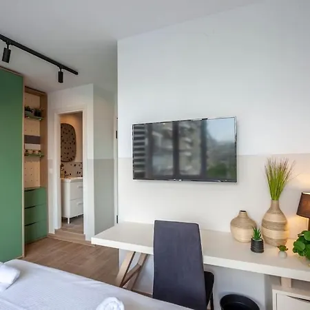 Nest 4 At Center 2p Soluň